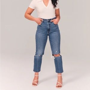 Abercrombie Ultra High Rise Ankle Straight Jean